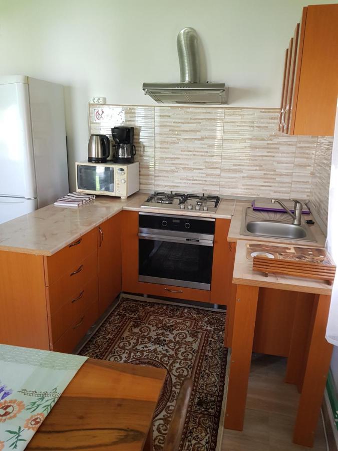 Vila La Bunicu Polovragi Exteriér fotografie