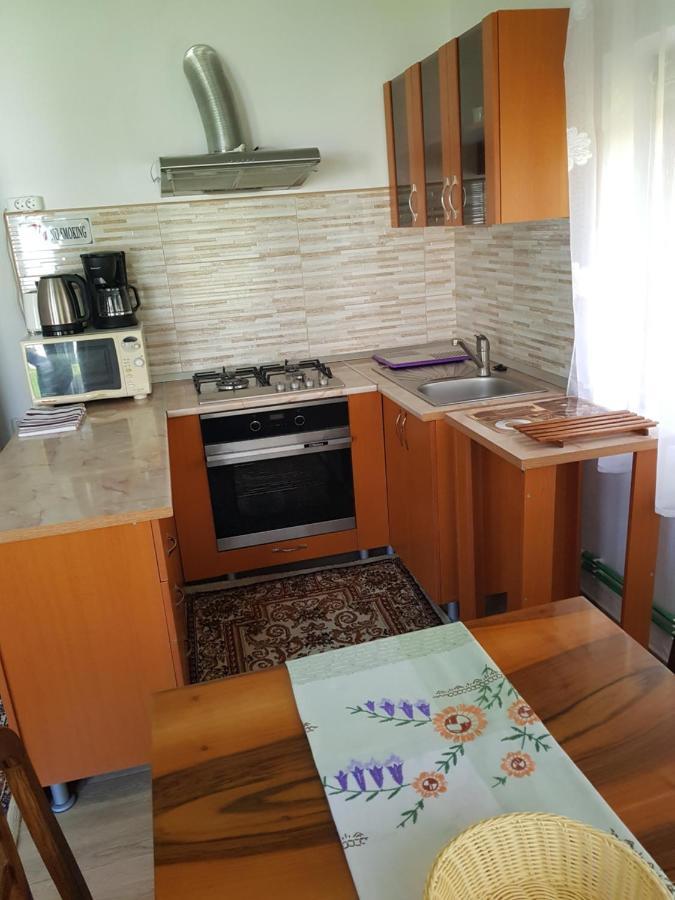 Vila La Bunicu Polovragi Exteriér fotografie