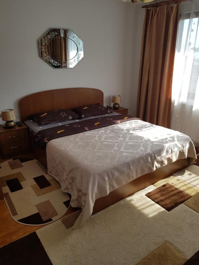 Vila La Bunicu Polovragi Exteriér fotografie
